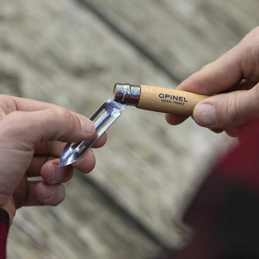 Opinel - N°06 Éplucheur de poche