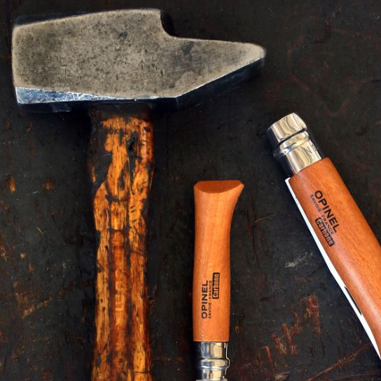 Opinel - Traditional carbon knife No. 4