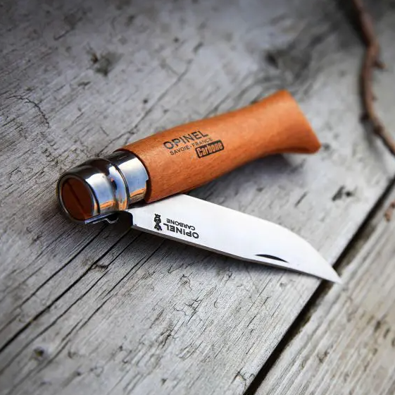 Opinel - Couteau tradition carbone Nº6