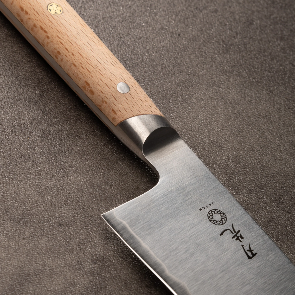 Hazaki - Série Classique Couteau cuisine japonais Santoku - Hêtre