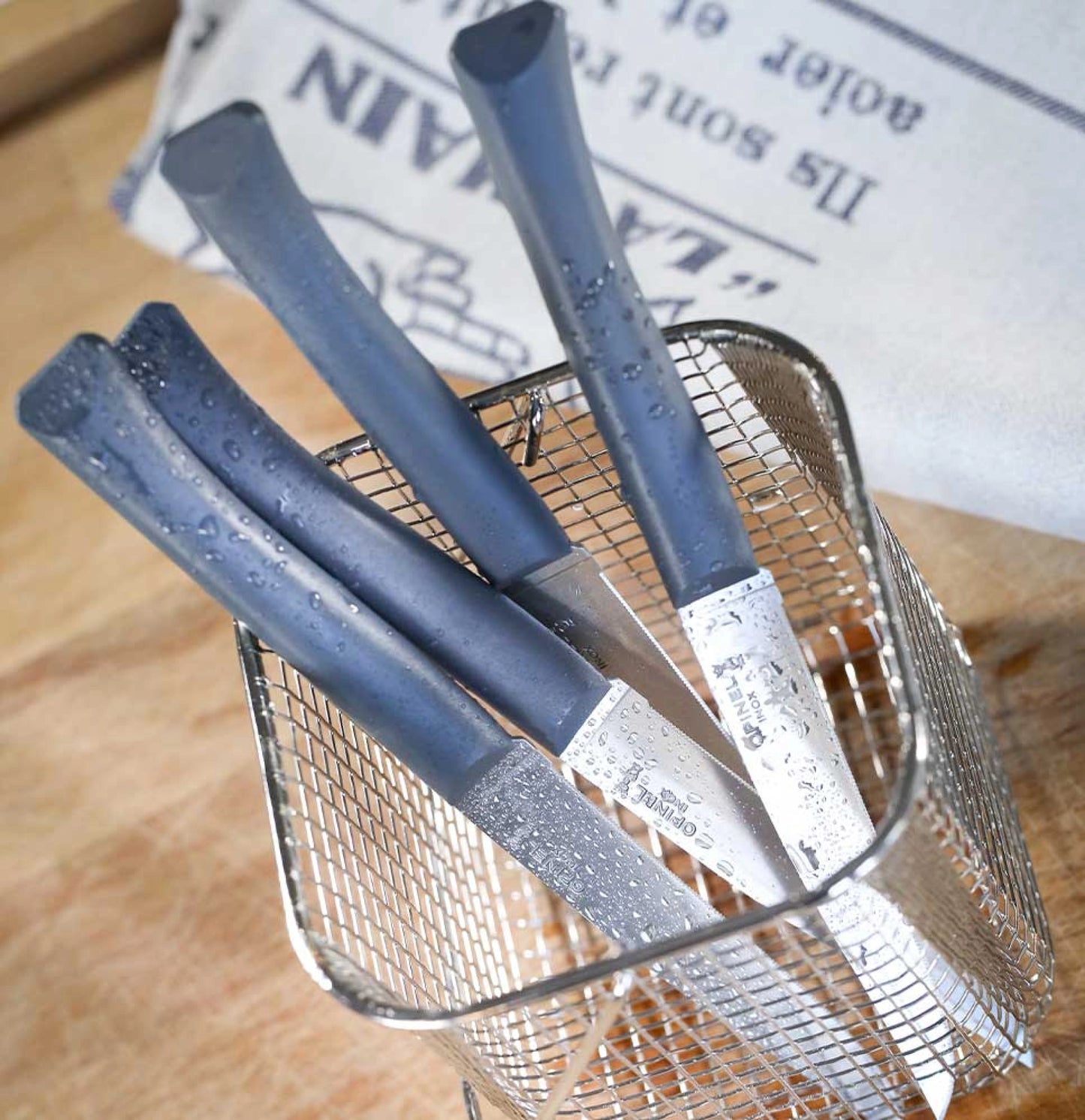 Opinel - Coffret Bon Appétit + 4 couteaux de table - Anthracite